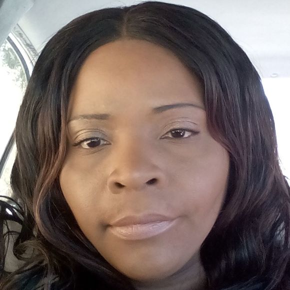 Meet your Posher, Linda - Picture 1 of 1